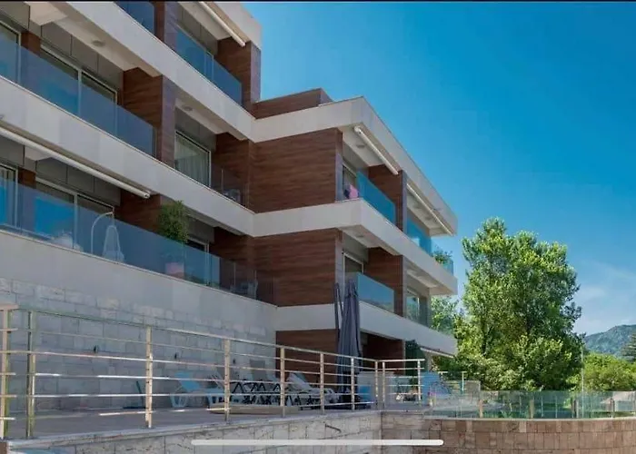 Lani Lux View With Swimming Pool