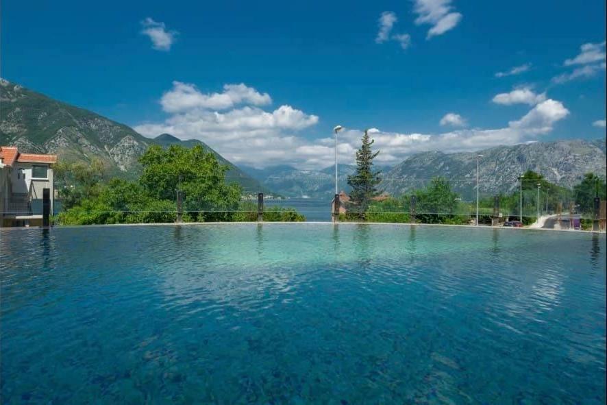 Апартаменты Lani Lux View With Swimming Pool